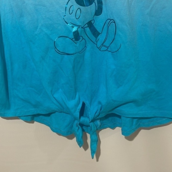 NWOT DISNEY Women’s Short Sleeve‎ Top/Tees Size Small - Picture 4 of 8